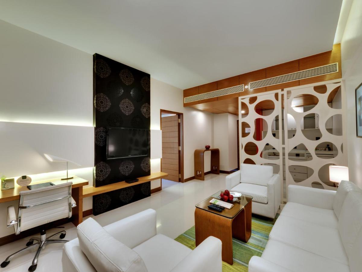 Hotel The Fern Residency Bombay Exterior foto